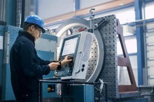 اپراتوری cnc